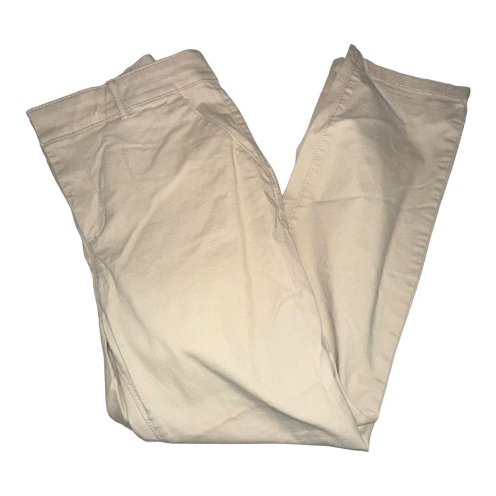 Loft Khaki Cropped pants